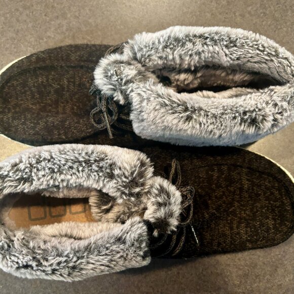 ~~Hey Dude Britt Navy Blue Gray Faux Fur Womens US10 Casual Cozy #121774900 - Picture 3 of 7